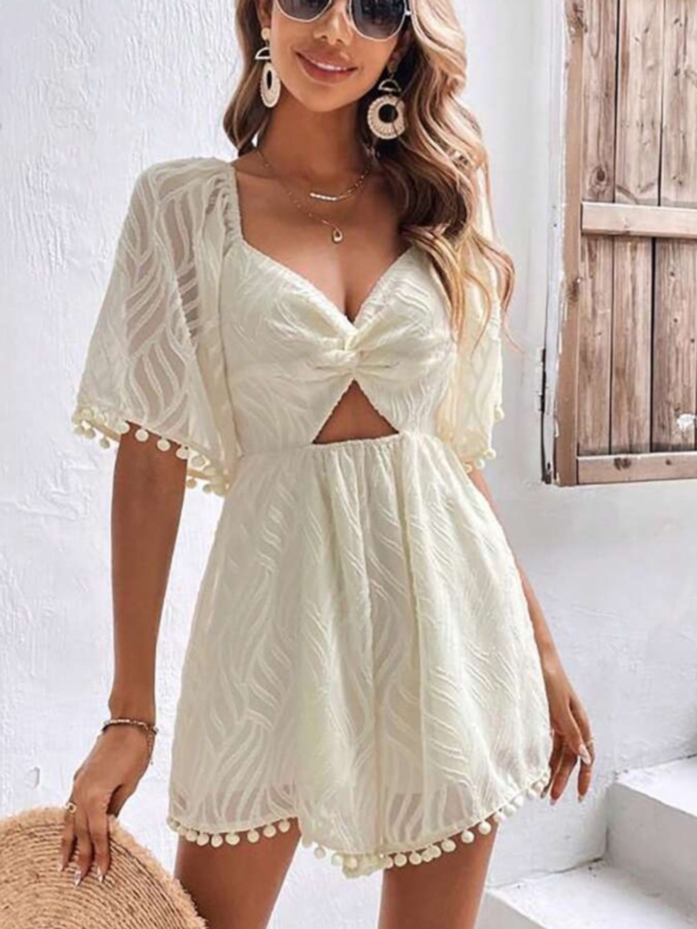 Cream Boho Cut-Out Flowy Romper - S - Picture 3 of 5
